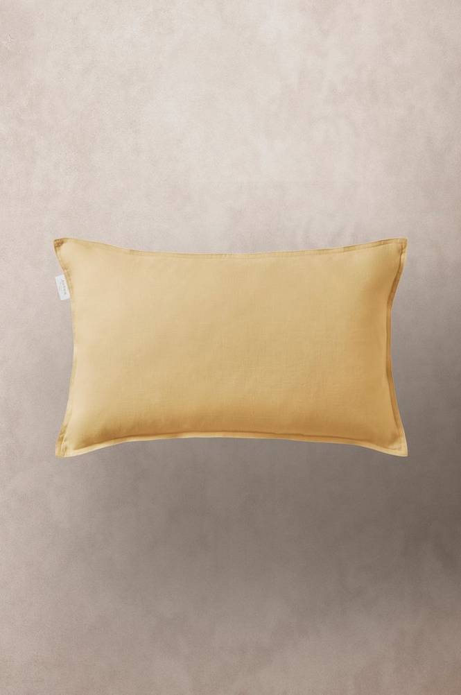 KAIA vattenavvisande kuddfodral 50x30 cm Ljus solgul
