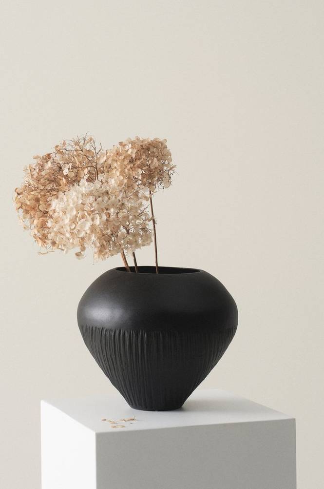 GISELE vas/kruka - höjd 20,5 cm Svart