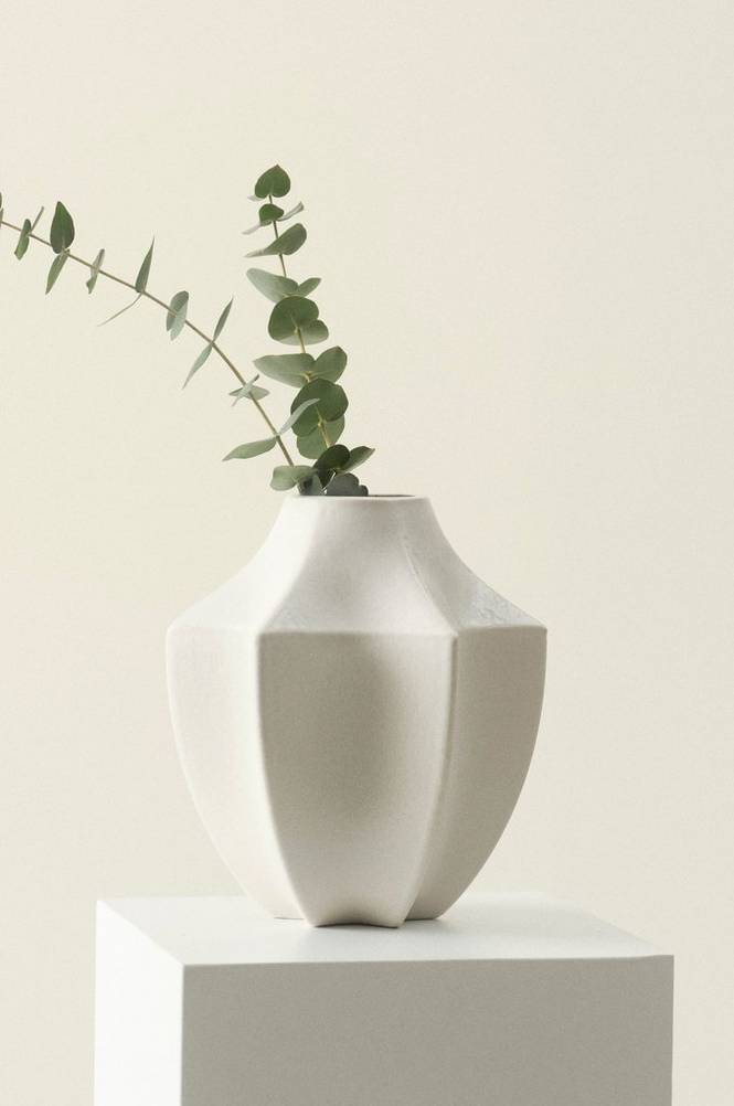 BERIT vas - höjd 27 cm Naturvit