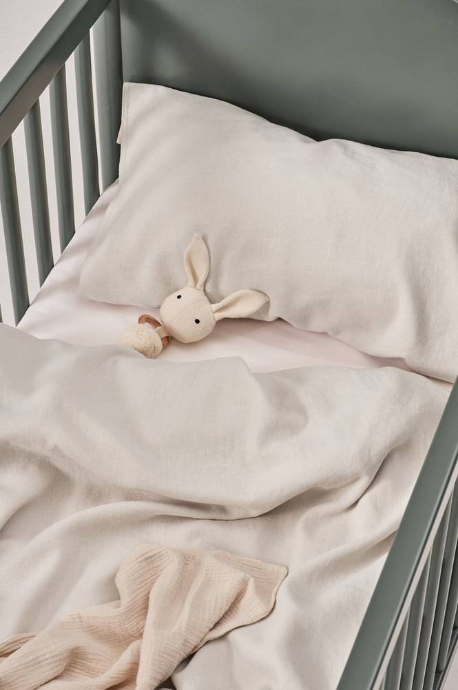 HANNAH MINI påslakanset spjälsäng Linnebeige