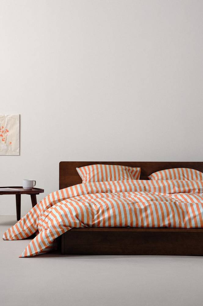 BOEL påslakanset dubbelsäng - ekologisk Ljusblå/orange