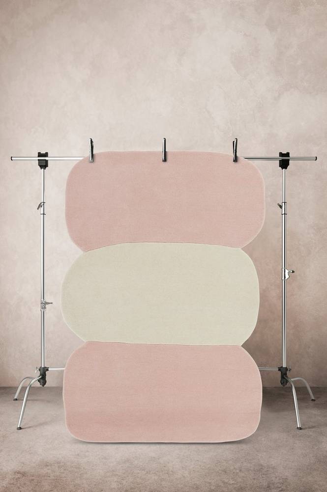 FUN Ullmatta 130x190 cm Rosa/vit