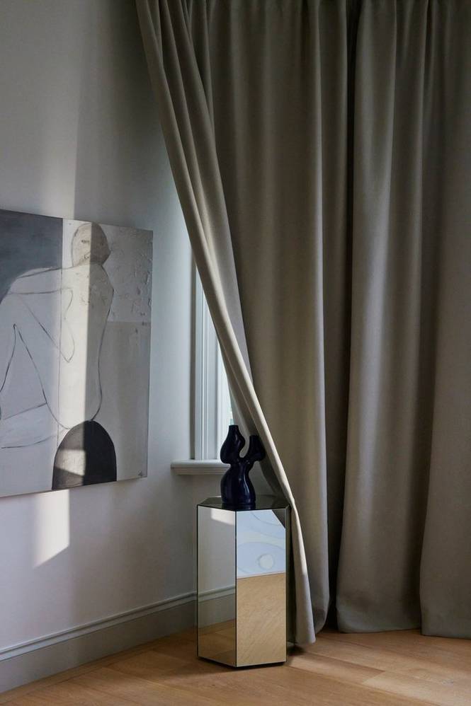DEJA måttbeställd mörkläggningsgardin Beige