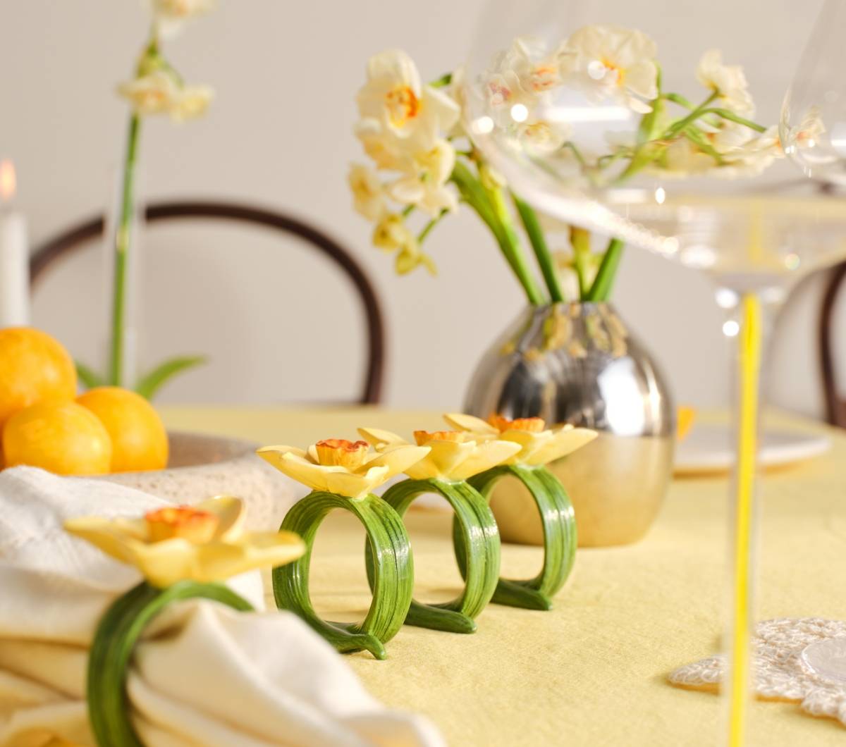 Hyvää pääsiäistä toivottaa Jotex