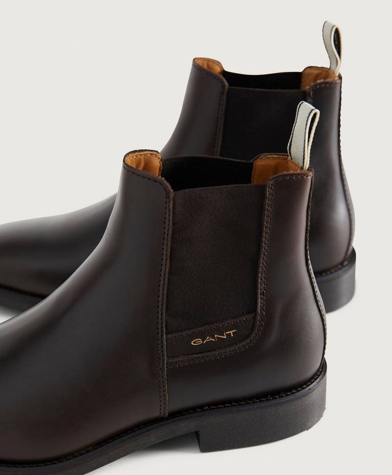 james chelsea boots cream